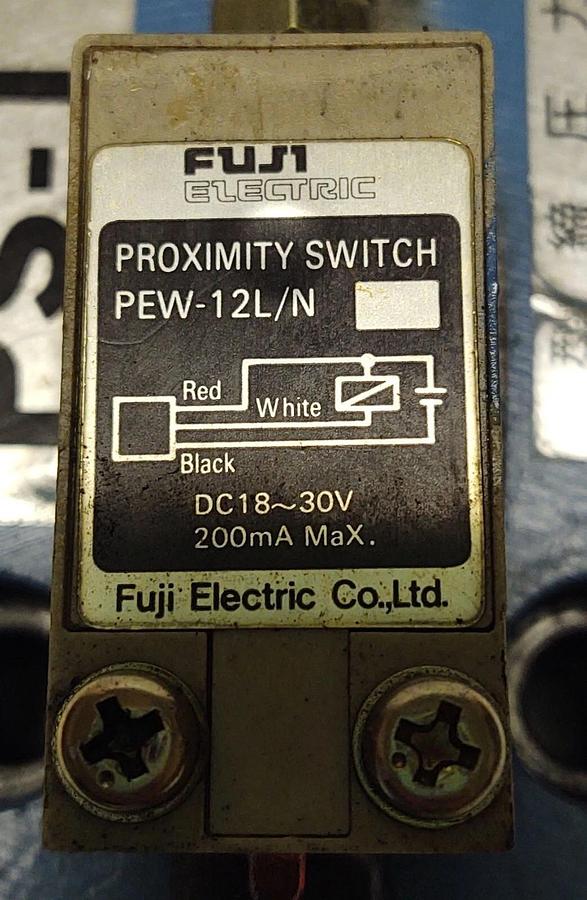 Used Nissei Hydraulic PSI Switch Valve Fuji PEW-12L/N Limit Switch press lockup clamp