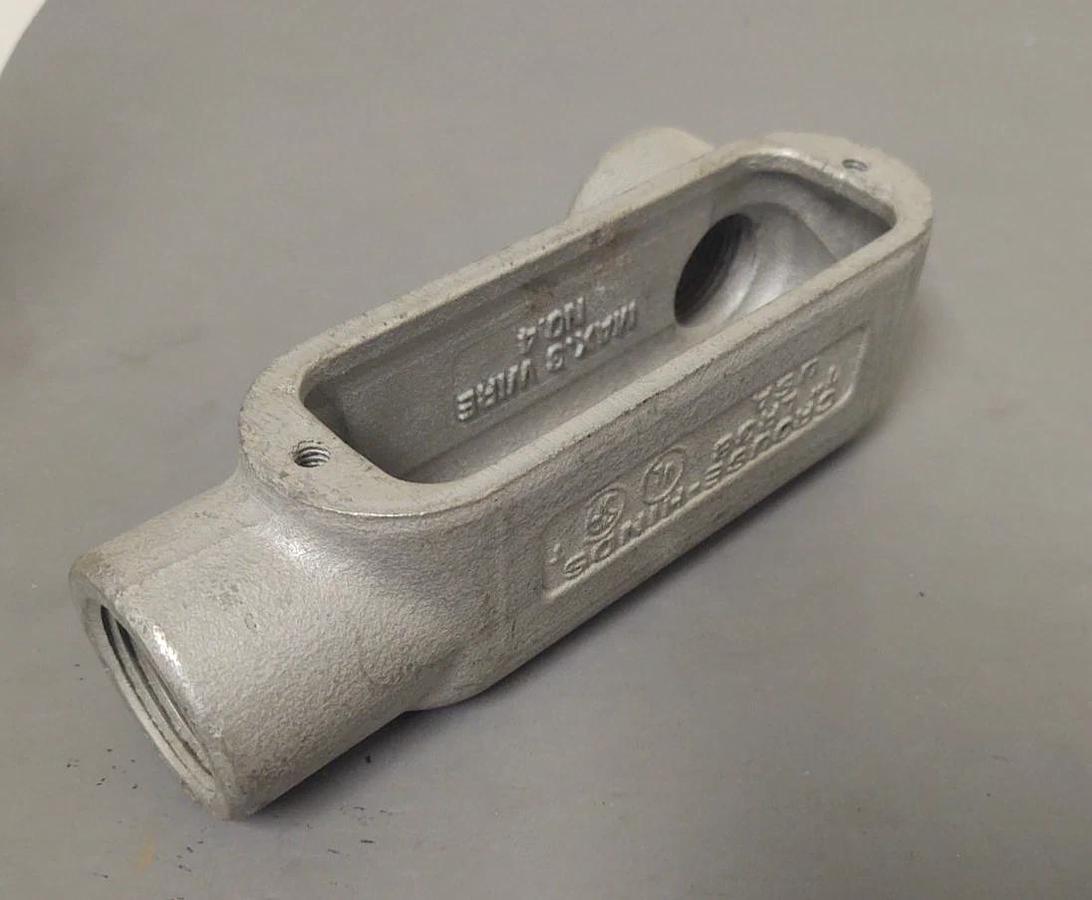 🔥(QTY 3) Crouse-Hinds LR38 Conduit Body 1" Type LR Form 8 Iron Alloy
