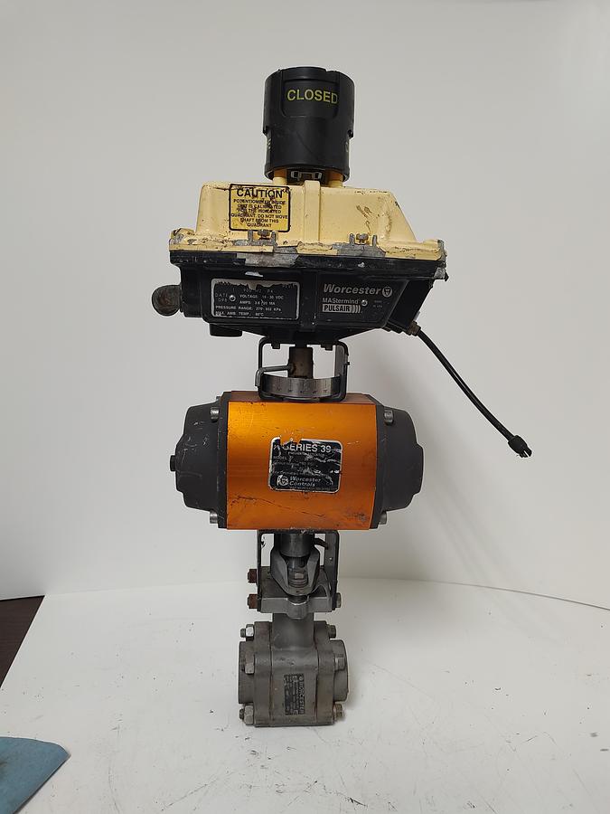 Used Worcester Valve CF8M Actuator Series 39 PULSAIR 90SM2P4
