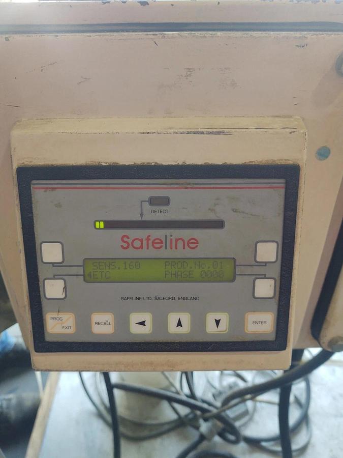Used 🔥 TESTED 4" SAFELINE FLOW THROUGH TUNNEL GRAVITY METAL DETECTOR SEPERATOR 120V
