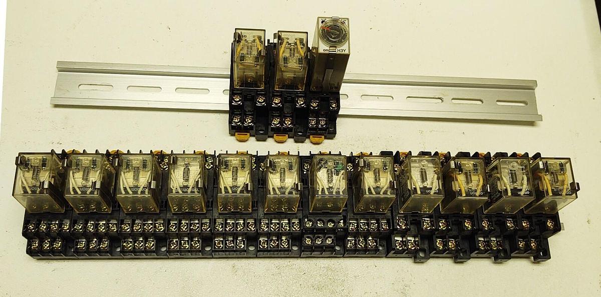 Used (8) 4PDT OMRON MY4 RELAY 14 PIN 24VDC WITH SOCKET BASEs (6) 2PDT LY2 (1) H3Y-2