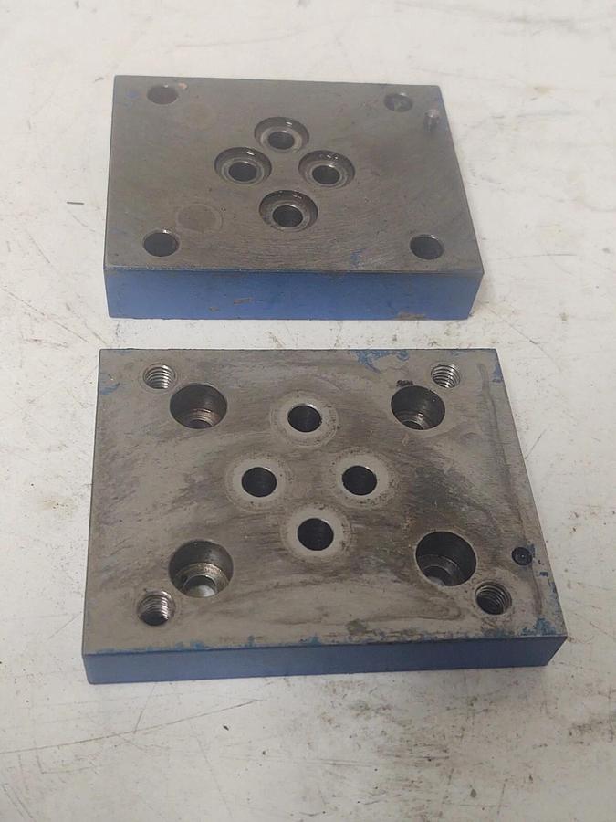 Used 🔥REXROTH 4WS2EM10-41 HYDRAULIC 4-WAY DIRECTIONAL SERVO VALVE ADAPTOR PLATES