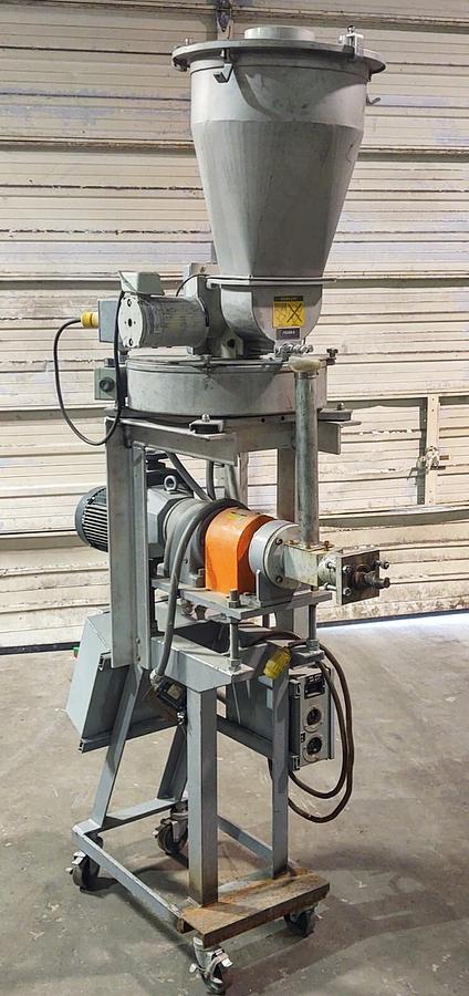 Used Werner & Pfleiderer ESB-45 Extrusion SIDE FEEDER MIXER BLENDER TWIN SCREW HOPPER