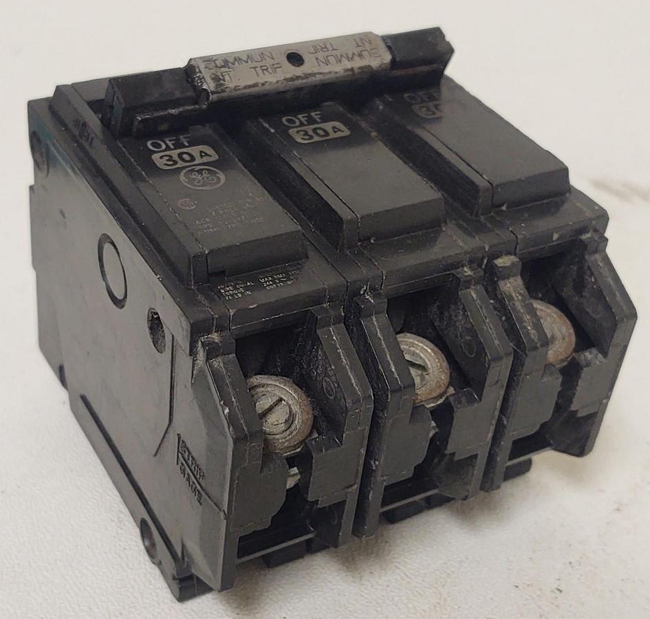 Used 🔥GE THQB Instant Trip Circuit Breaker 30A Bolt On 240V 3P Missing One Screw