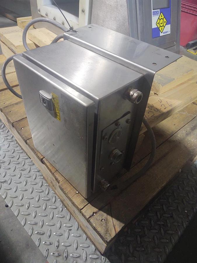 Used 🔥LOMA Lock Insight Inspections Systems Conveyor Metal Detector 9.75x3.75