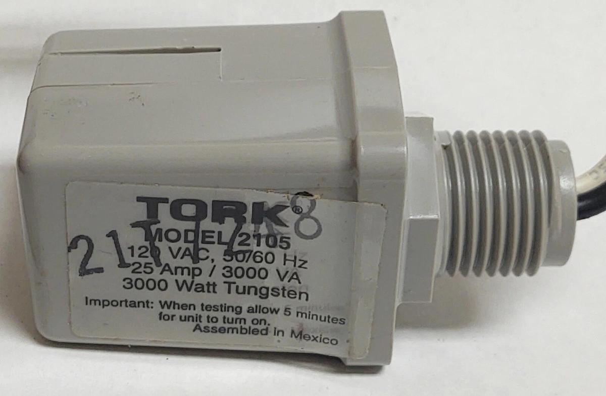 🔥 2 PCS NEW Tork Model 2105 Photoelectric Eye Control 120VAC 50/60Hz 25A/3000VA