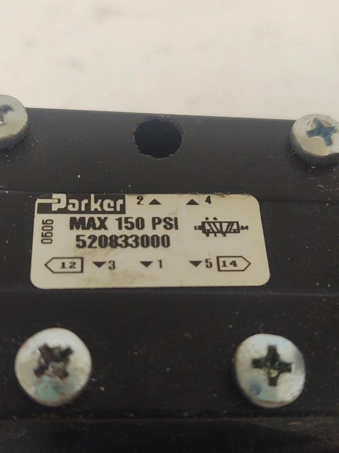 🔥 NEW PARKER MANUAL DIRECTIONAL CONTROL VALVE 520833000, 150 PSI MAX