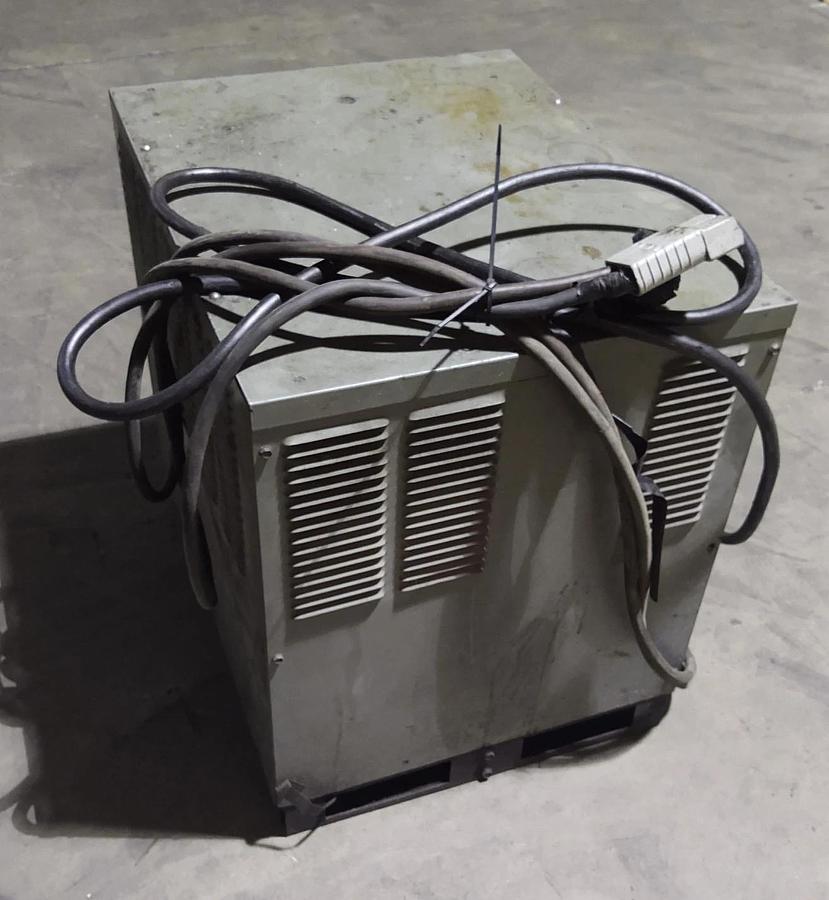 Used 🔥Hobart Forklift Battery Charger 725C3-18, 36V 18 Cells 145A,  3ph 208/240/480