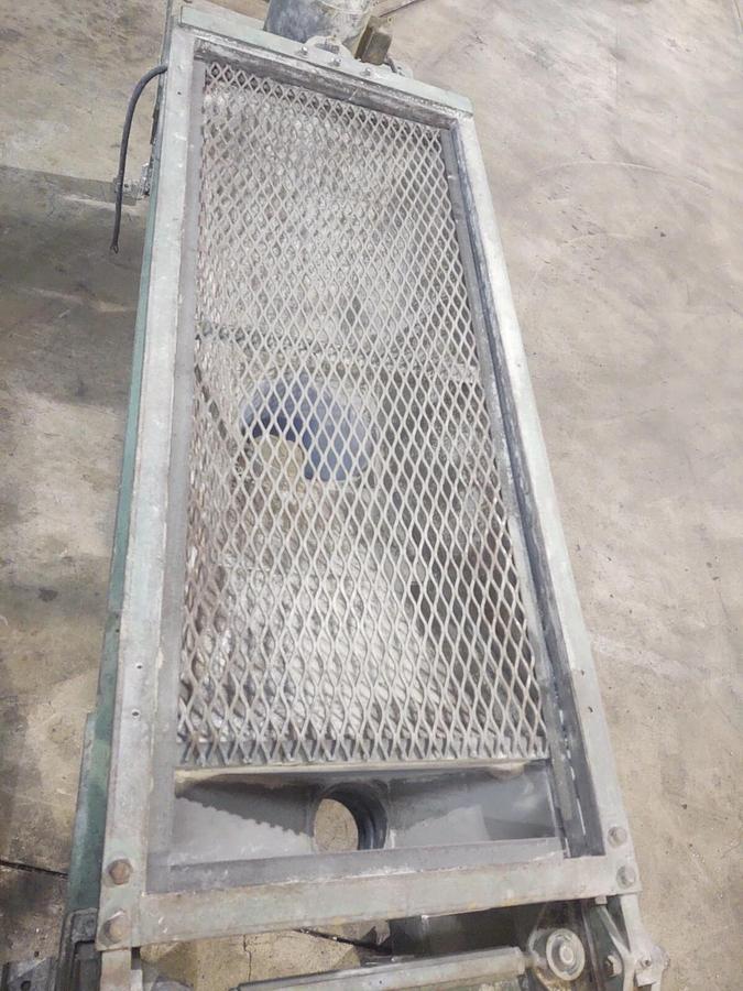 Used DAY Vibrating Table Classifier Screener Single Deck / Two Separation 3/4Hp