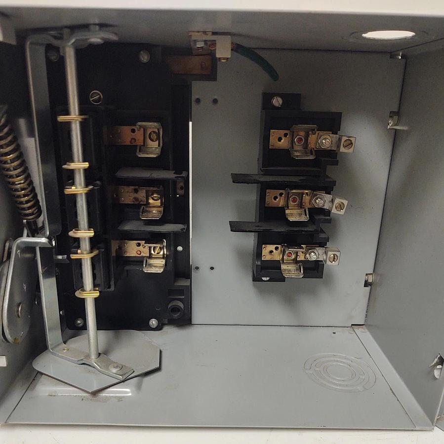 Used 🔥 Siemens ITE RV362G XL-X Fusible Busway Switch Plug, 600VAC, 60A