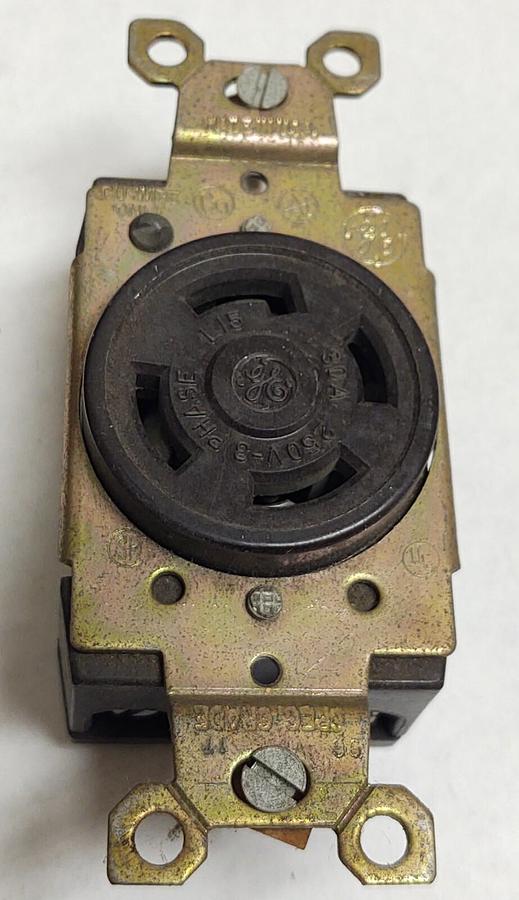 🔥 2 NEW GE L-15 Single Locking Receptacle 30A 250V 3-Pole 4-Wire, 3 Phase NOS