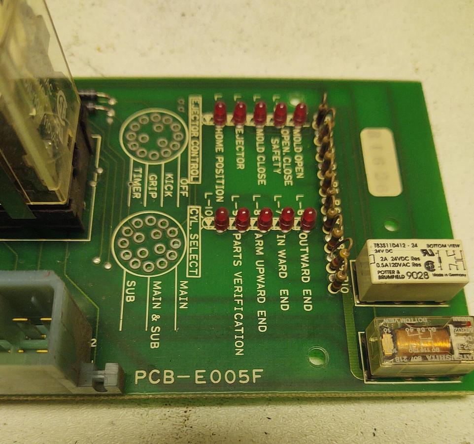 Used CONAIR Relay Interface Board PCB-E005F Robot Controller Used
