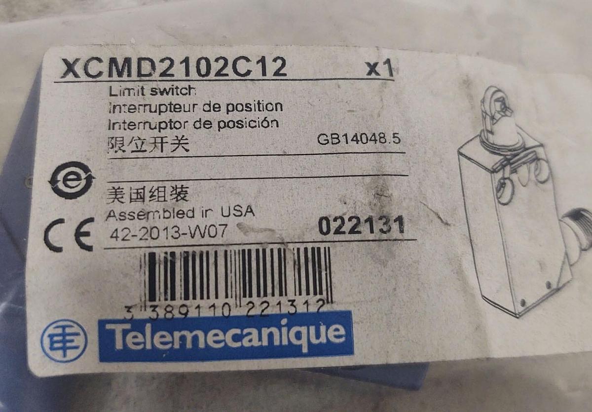 🔥New Telemecanique XCMD2102C12 Limit Switch SHIPPING FROM USA