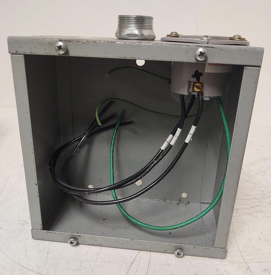 Used 🔥8x8x4 Enclosure Pass Seymour Single Flush Receptacle 30A 480V NEMA L16-30R
