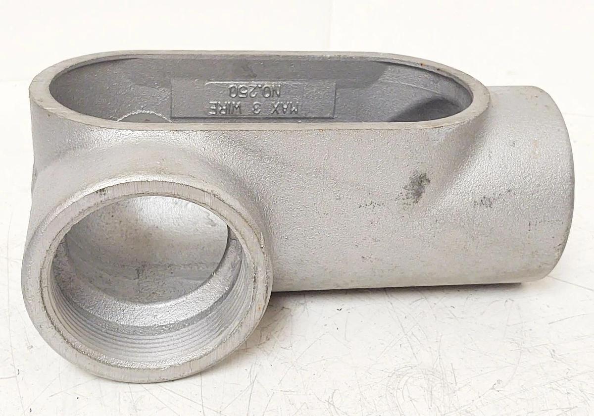 🔥CROUSE HINDS LR87 FORM 7 3" CONDULET NEW