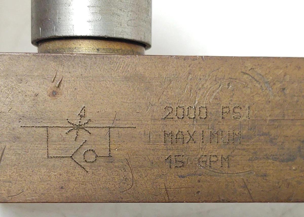 Used 🔥 Parker F-800B-11DE 1/2" NPT Brass Flow Control Valve 2000PSI Max 15GPM Check
