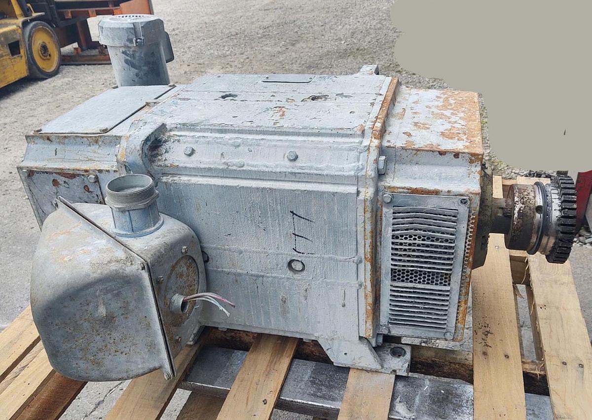 Used 🔥150 HP Reliance DC Electric Motor 500 Volts 1750-2000 RPM N28554T1XC