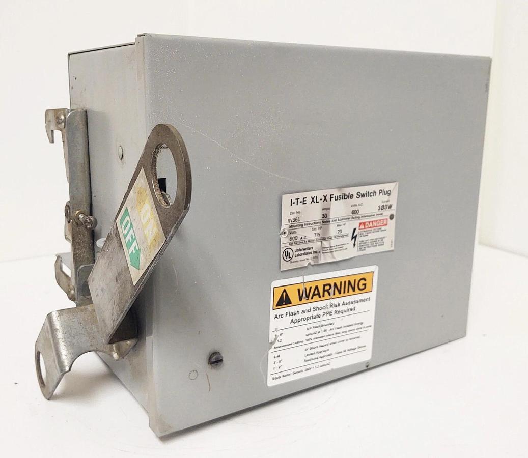 Used 🔥 ITE SIEMENS RV361 30 AMP 600V 3W FUSIBLE BUSWAY SWITCH BUS PLUG W/FUSES