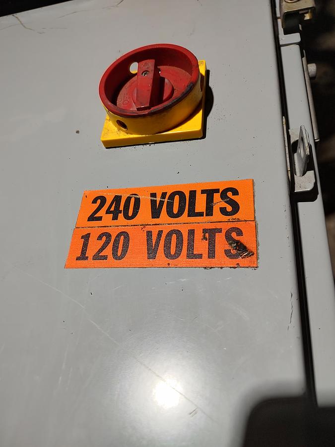 Used YASKAWA ELECTRIC IDM G5 CIMR-G5U47P5 AV Drive JVOP-130U Control Panel Enclosure