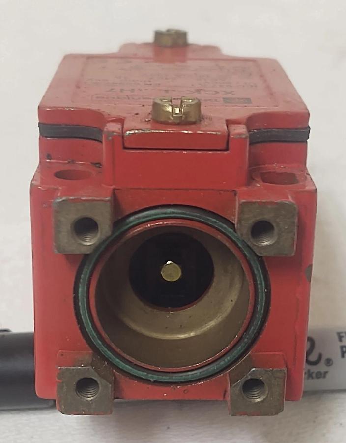 🔥NEW Telemecanique XCK-J H7 Limit Switch Body