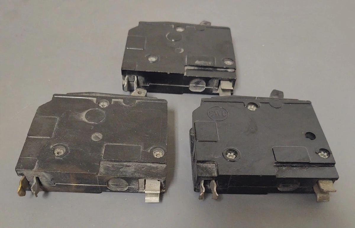 Used 🔥SQUARE D QO140 (1) Single Pole 40 AMP Type QO Circuit Breaker (2) 20A