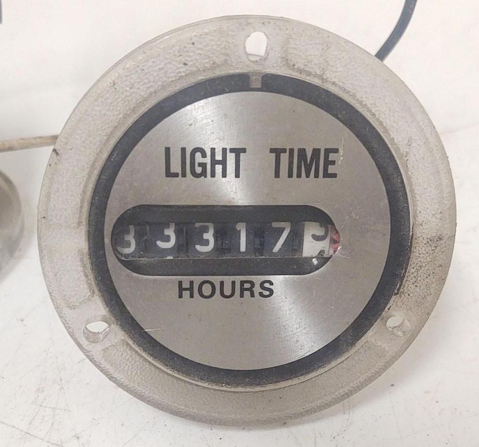 Used 🔥QTY 2 - Engler 44-9926 Hour Meter Vintage 2350 Series Motor 120VAC 60HZ