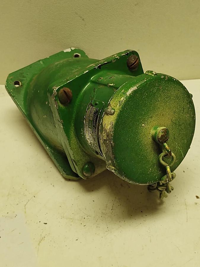 Used LARGE HUBBLE RALCO 3 POLE 3 WIRE 120 AMP 600 VAC THREADED PLUG 20S19 20-S-19