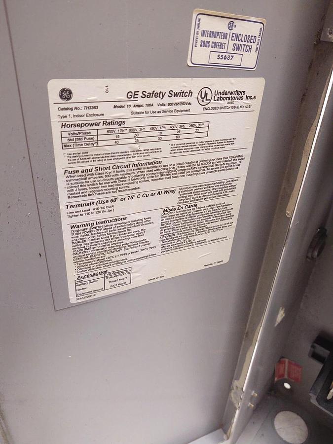 Used GE General Electric Square D Heavy Duty Safety Switch 100 AMP 600 VAC NP1578000E