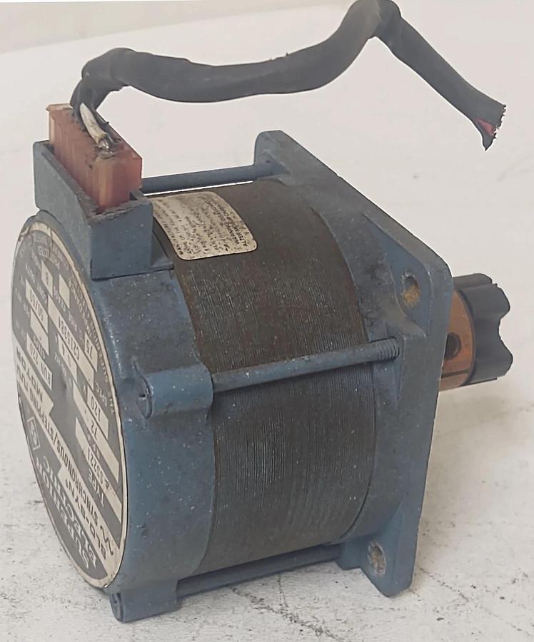 Used 🔥SUPERIOR ELECTRIC SLO-SYN SS221 ELECTRIC SYNCHRONOUS STEPPER MOTOR