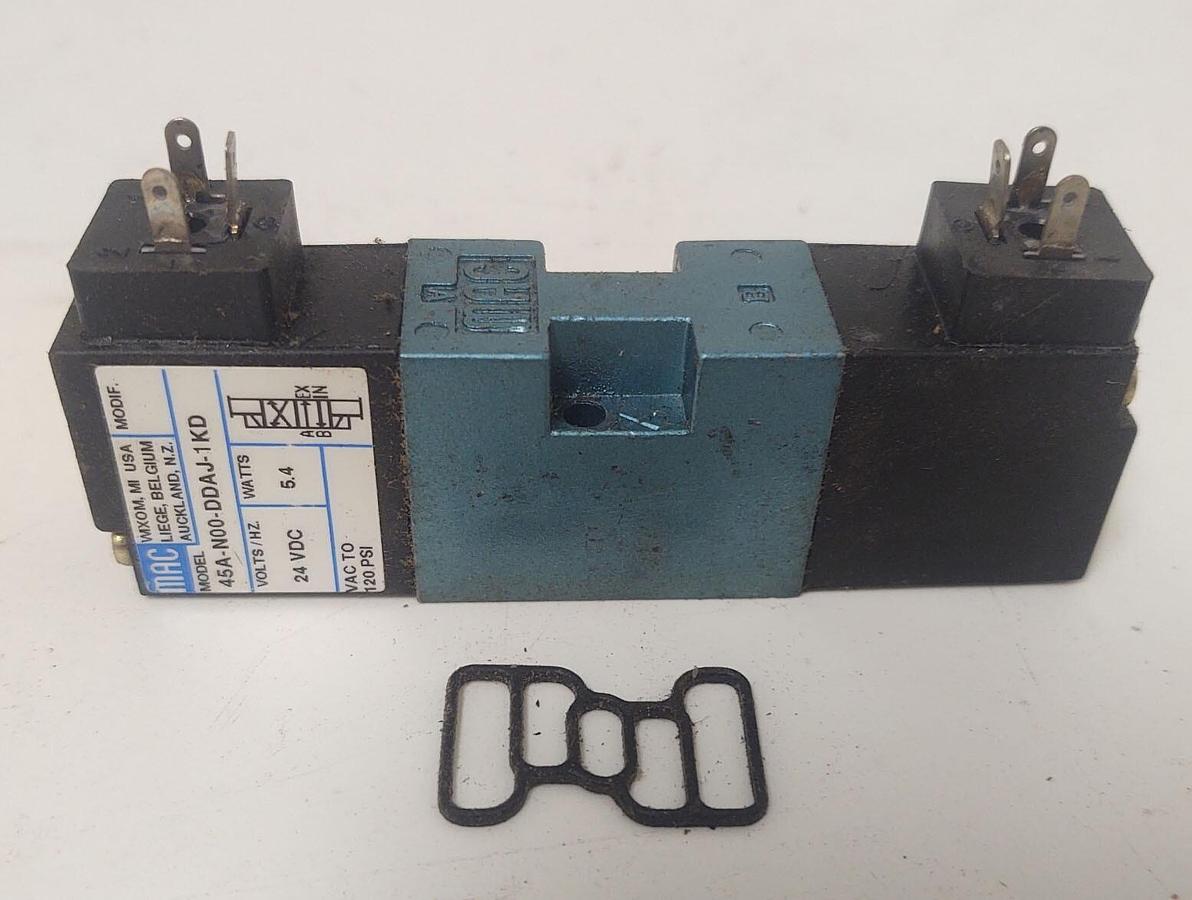 Used 🔥 MAC 45A-N00-DDAJ-1KD SOLENOID VALVE 24VDC 5.4W 120PSI