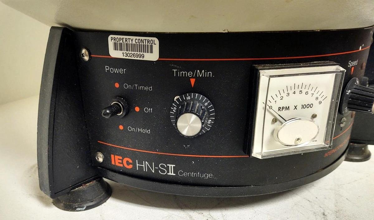 Used 🔥IEC HN-SII Centrifuge, 120V  with 50 250ml Tubes - Nice Condition