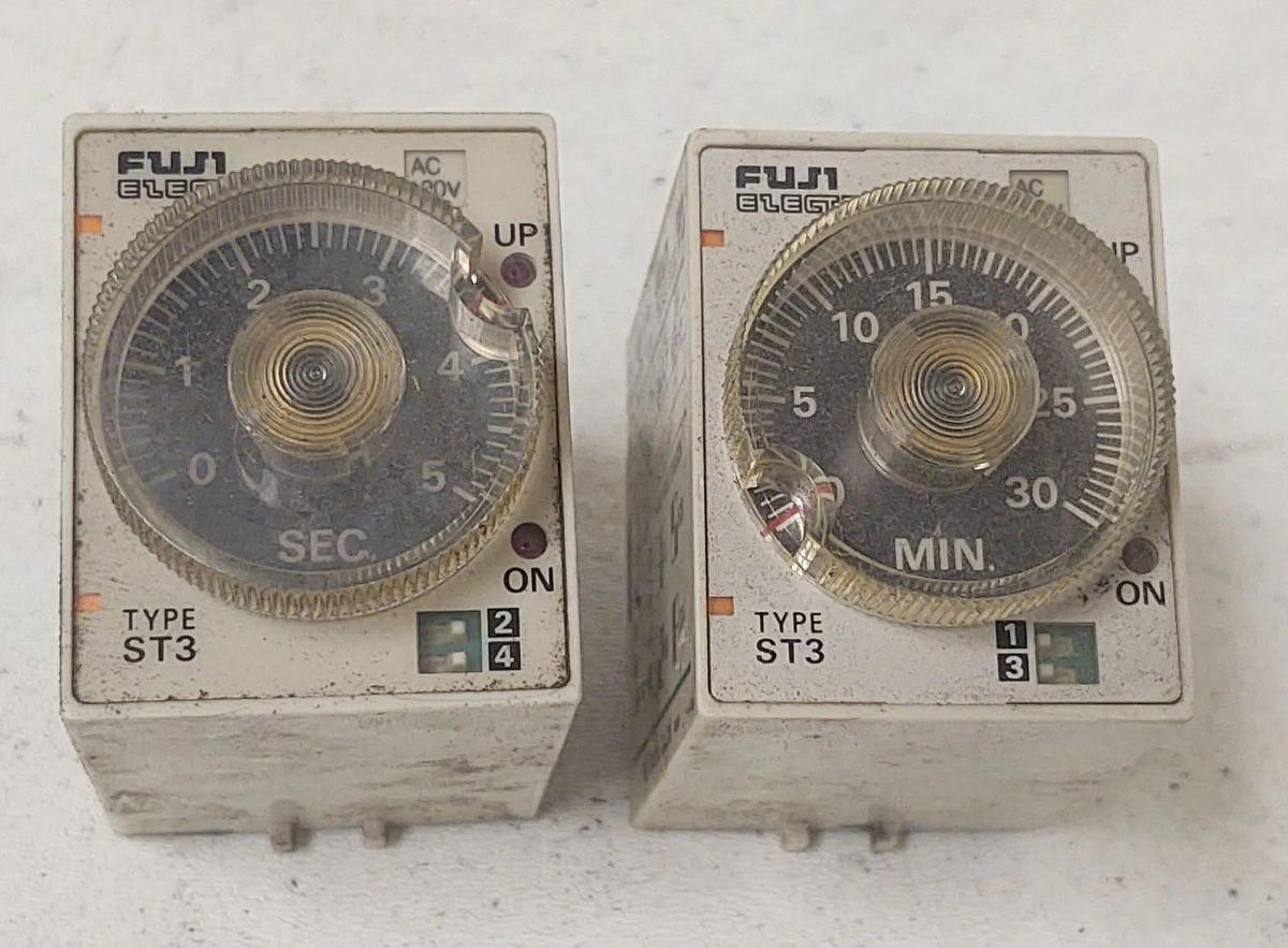 Used 🔥 Fuji Super Relay Timers ST3P- A-C-UL   5 Sec & 30 Min, 120V Input