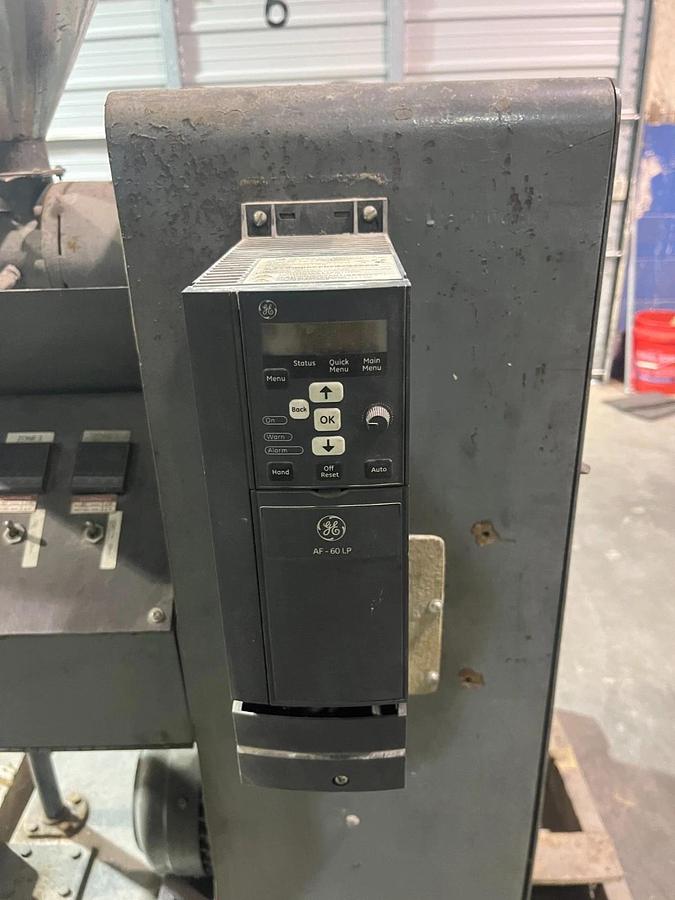 Used Plastic 1” Extruder with Ribbon die Roll Stand and cooling tank Included 480V