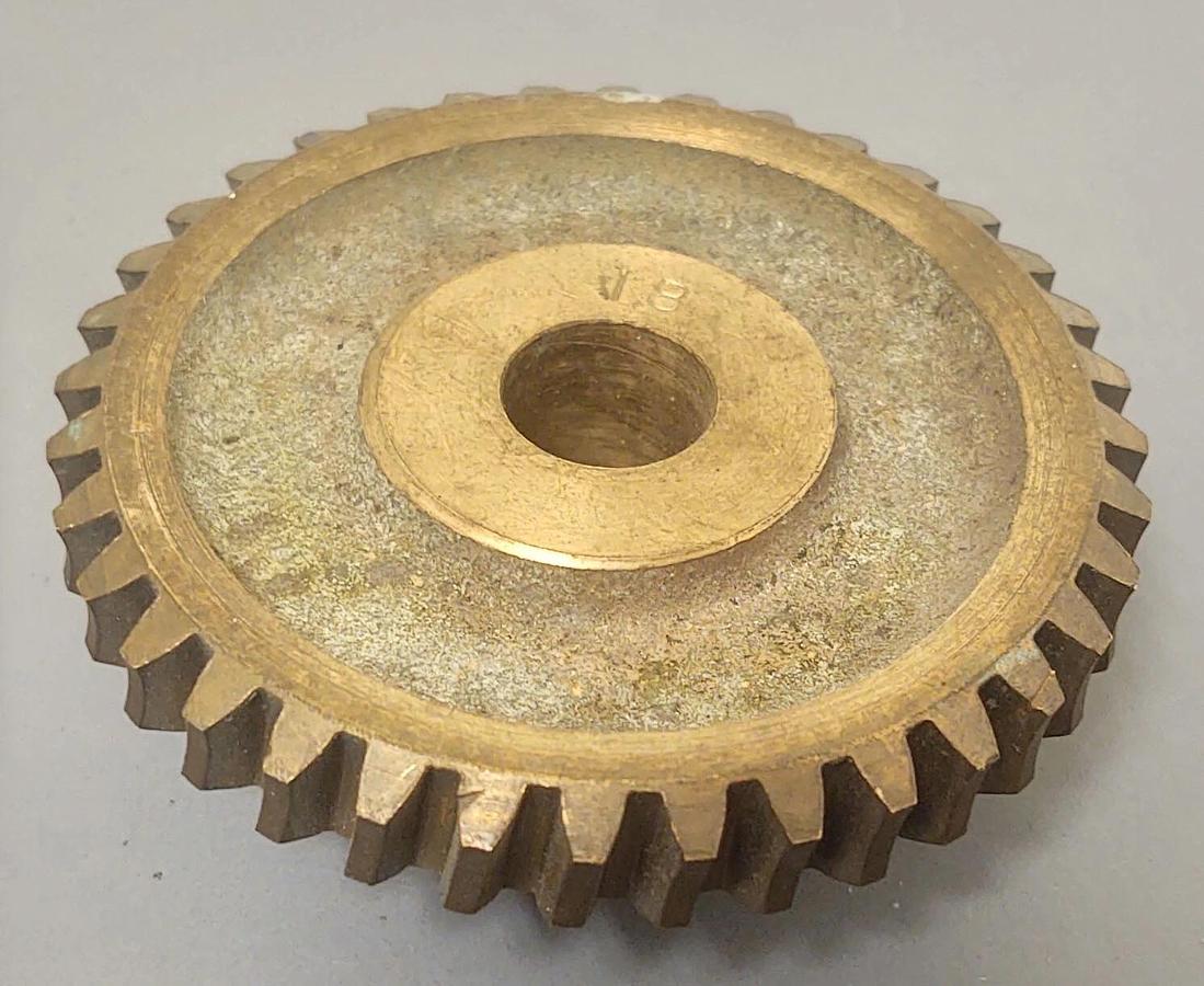 🔥Bronze Worm Gear with Hub, 5/8" Shaft, 36 Teeth, 18 Pitch