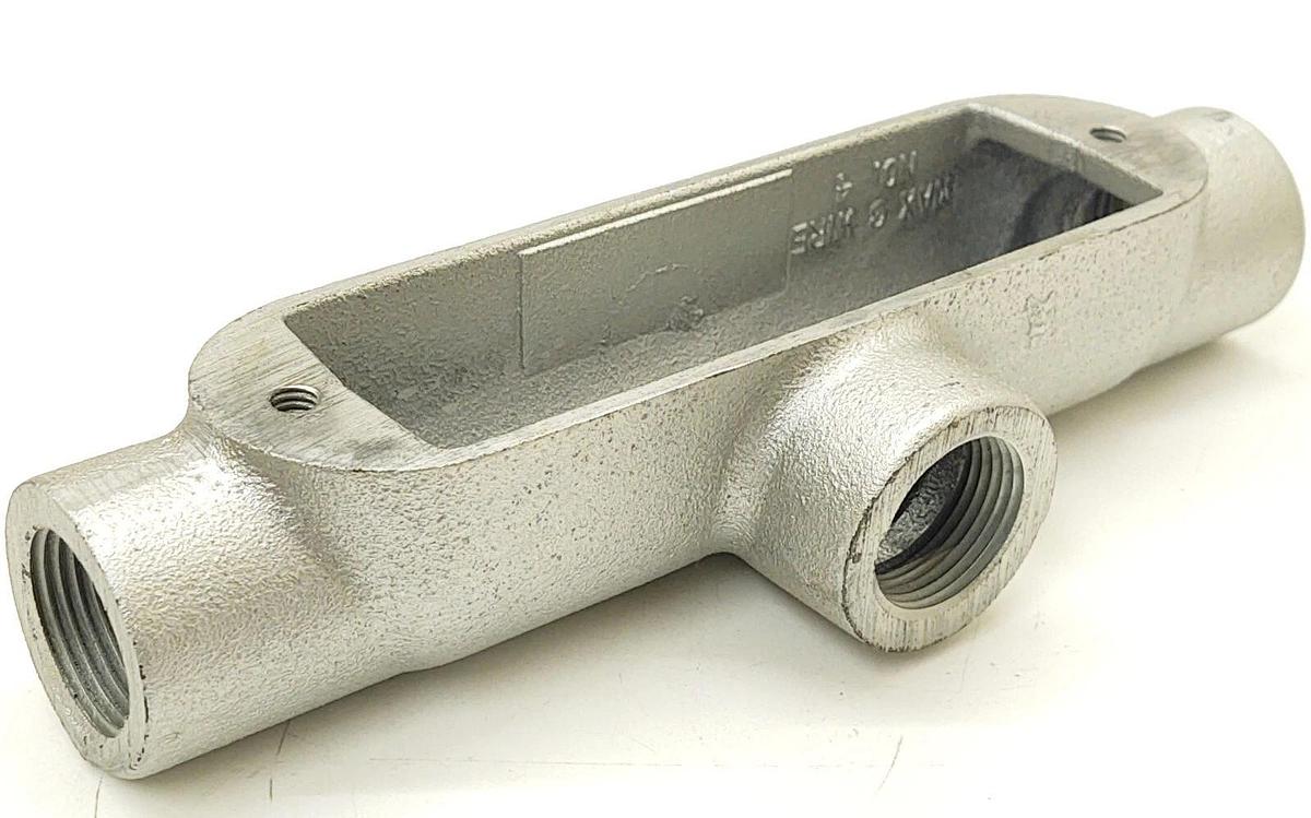 (2 PCS) BT3 CROUSE HINDS  1" MOGUL TEE. CONDULET