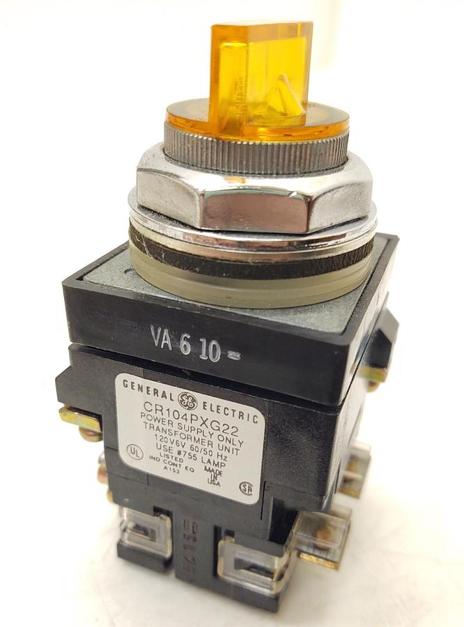 🔥 (NEW) General Electric CR104PST34M11S2 3-Position GE Switch 1 NO 1 NC Contact