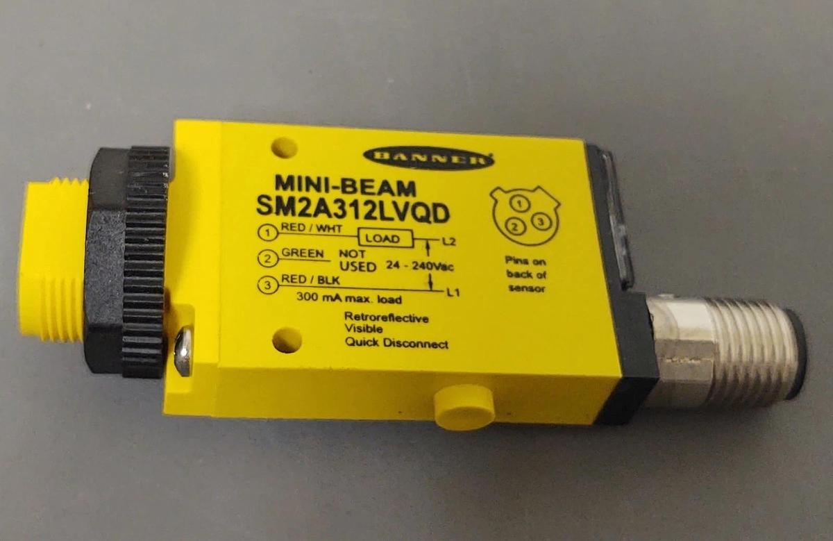 🔥NEW BANNER SM2A312LVQD Mini-Beam Photoelectric Sensor 26845