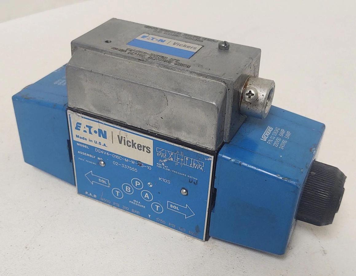 Used 🔥 Eaton Vickers DG4V4-016C-M-W-B5-10 240V Coils 4500PSI Solenoid Valve