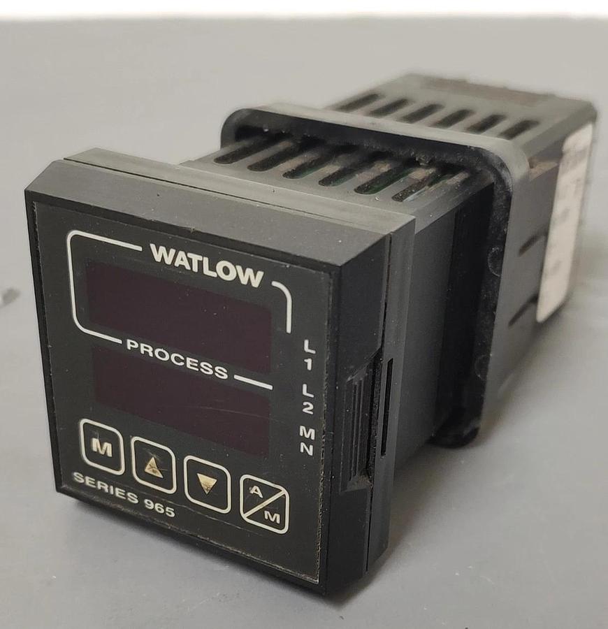 Used 🔥 WATLOW 965A-1DD0-000 Temperature Controller