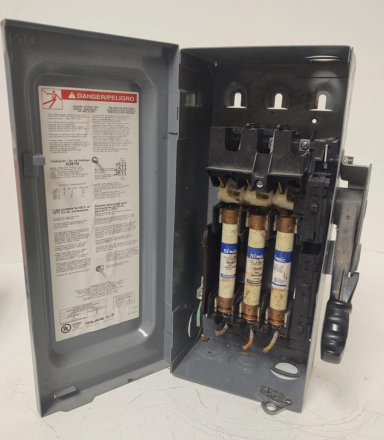 Used 🔥 Square D H361N : Fusible Heavy-Duty Switch Disconnect 600V 30A With Fuses