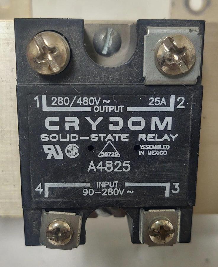 Used 🔥CRYDOM A4825 SOLID STATE RELAY 480VAC 25A with HEATSINK
