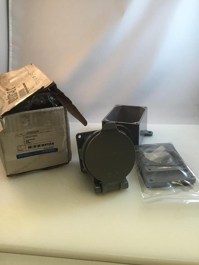 Used 🔥Hubbell Locking Plug, CS8265C, 50 A, 250V AC, Single Phase, 2 Pole