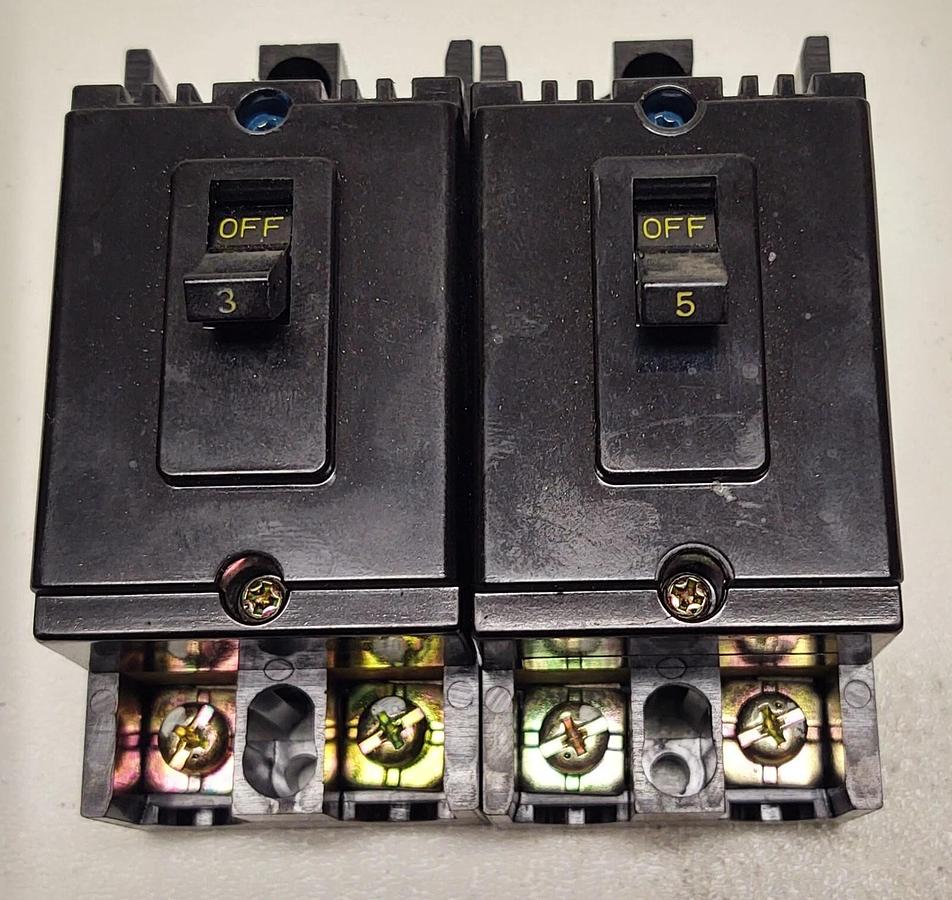 Used Mitsubishi NF30-CB No Fuse Circuit Breaker 3 AMP & 5 AMP / 2 Pole 250 VAC - LOT