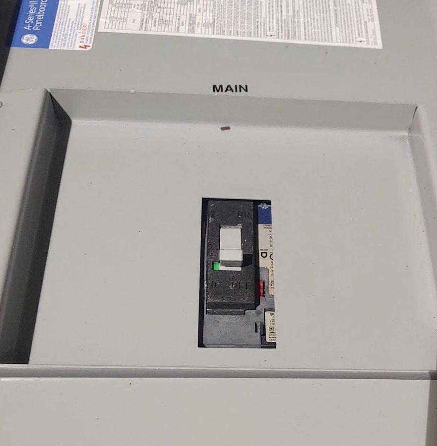 Used 🔥GE ASF3242KTX 225 Amp 480Y/277V 3 Phase 3R Outdoor Panelboard W/ BREAKERS