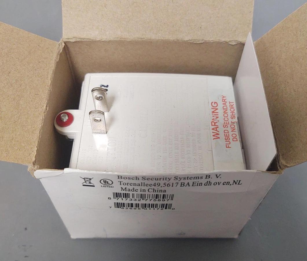 🔥 Bosch D1640 Plug-in Transformer (NEW IN BOX)