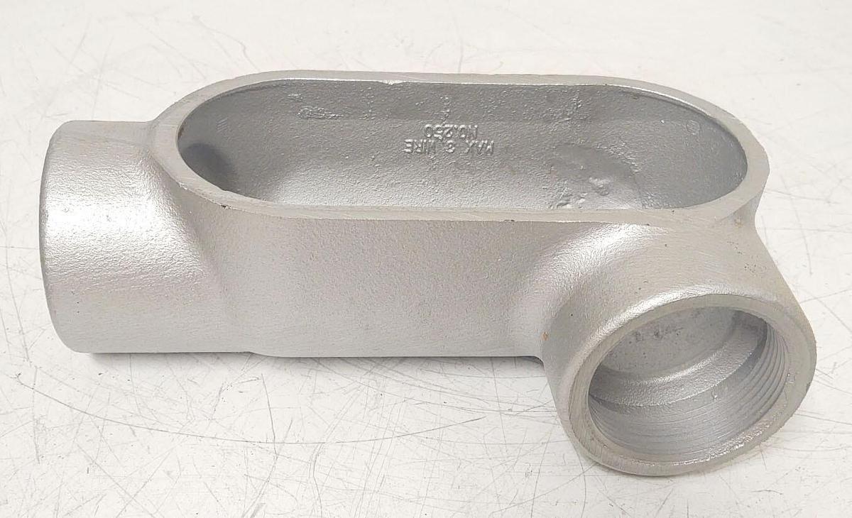 🔥 NEW OLD STOCK CROUSE HINDS  2-1/2" LL777 90° FORM 7 IRON CONDUIT LL