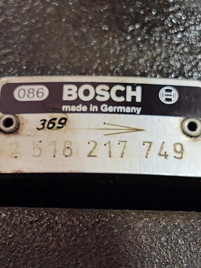 Used Bosch 2518217749 Radial Piston Pump Hydraulic Pump Arburg 320K Mounting Flange