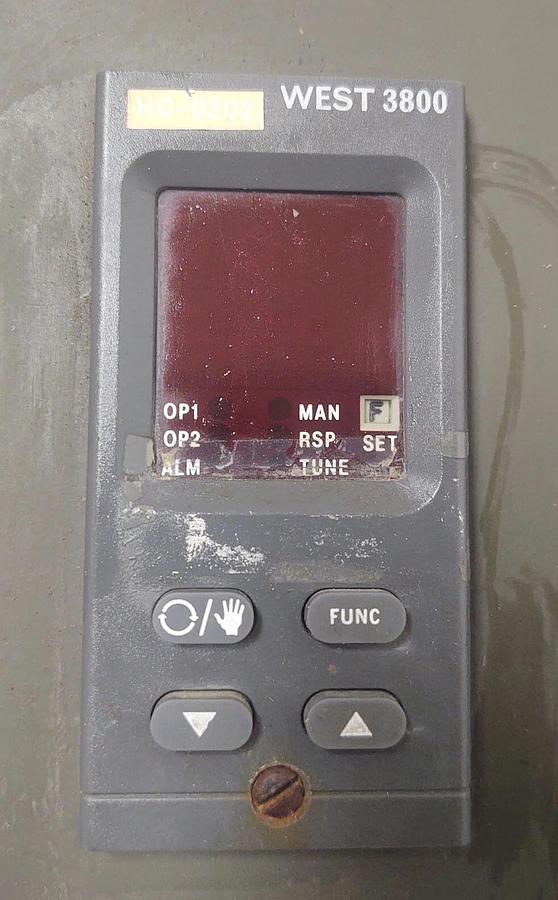 Used 🔥West 3800, 3100 Temperature Controllers