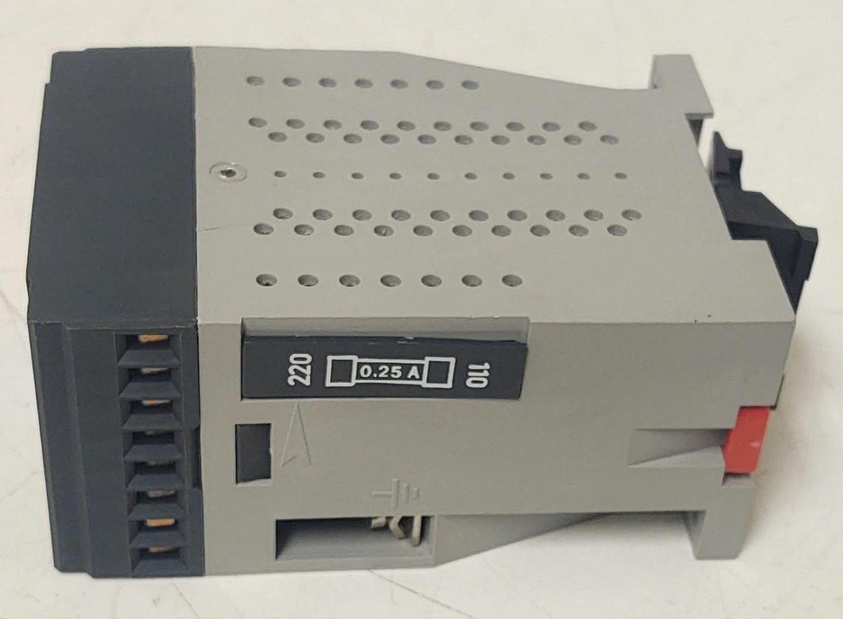 🔥SCHNEIDER ELECTRIC NY2-A-21 / NY2A21 Telemecanique