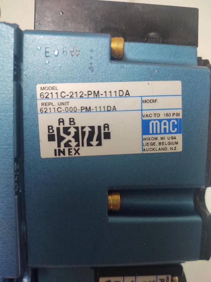 🔥 NEW MAC VALVES NEW MAC 120V 4-WAY 3/8" BASE SOLENOID VALVE 6211C-212-PM-111DA
